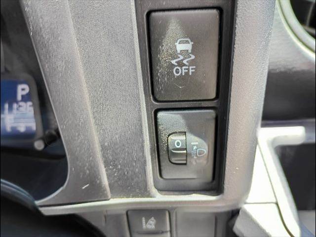 Succeed Van
