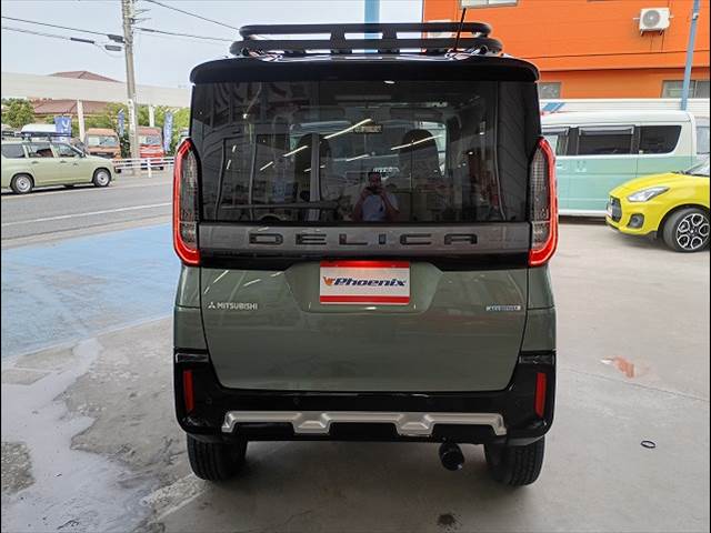 Delica Mini