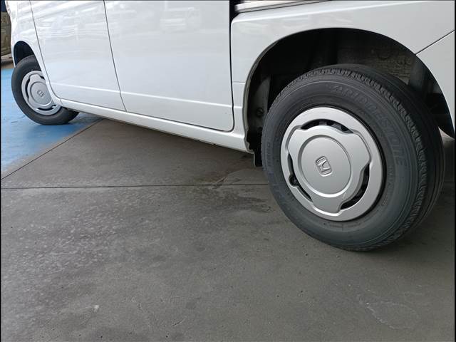 N-VAN