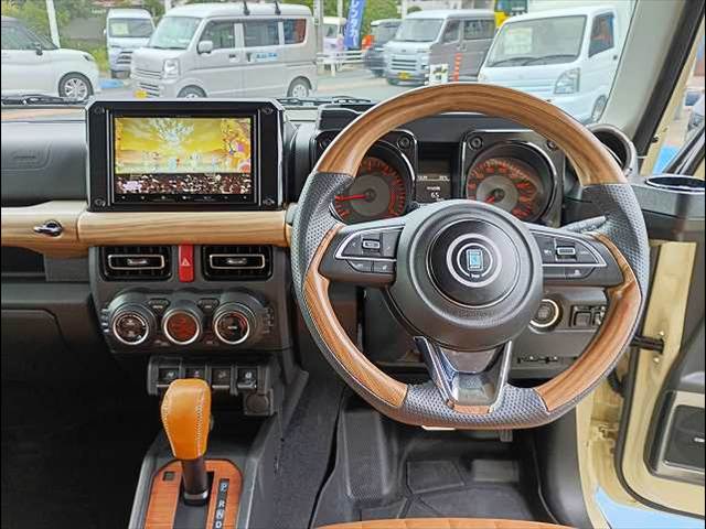 Jimny Nomad