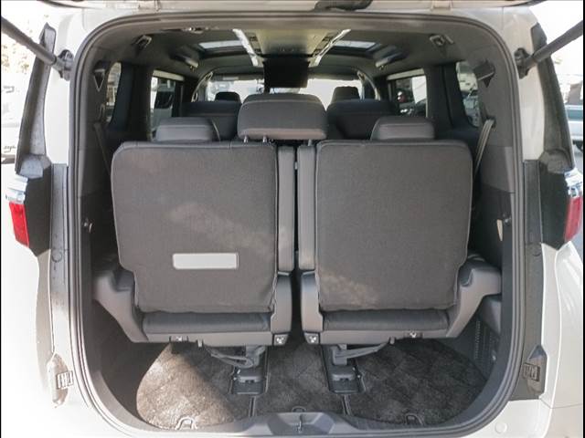 Alphard Hybrid