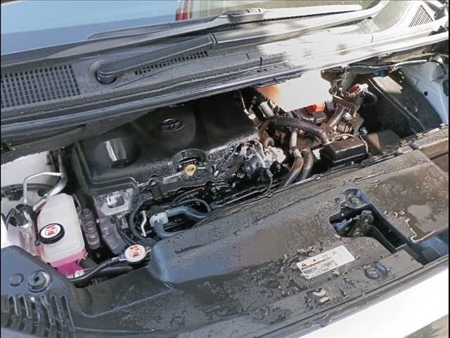 Alphard Hybrid