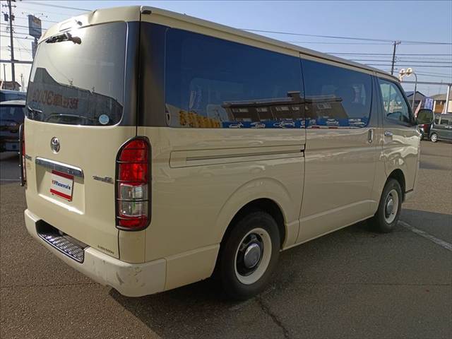 Hiace van long body