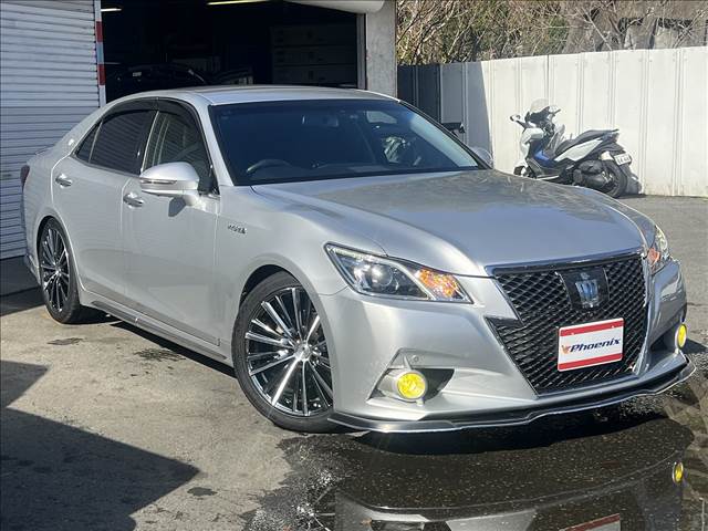 Crown Athlete Hybrid