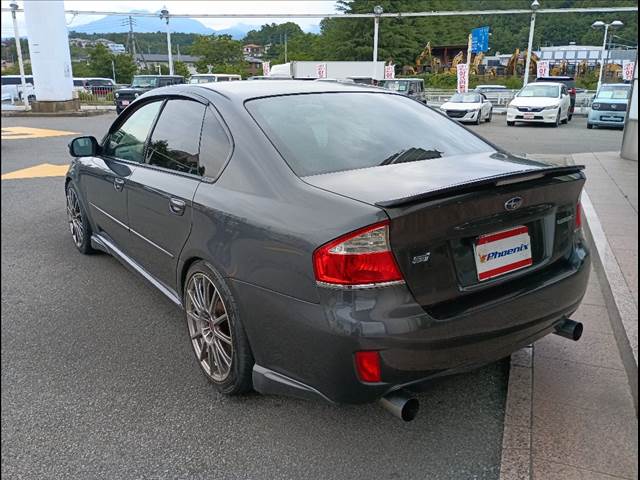 Legacy B4