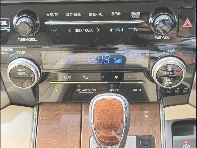 アルファード