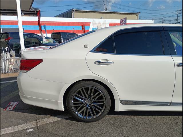 Crown Athlete Hybrid