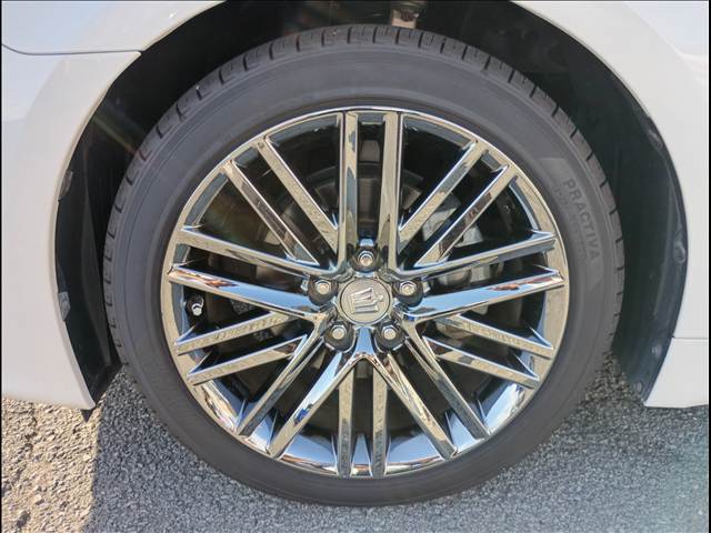 Crown Athlete Hybrid