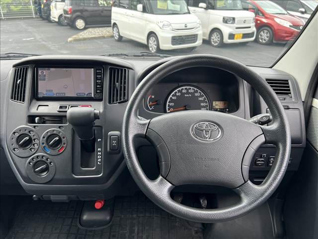 Lite Ace Van