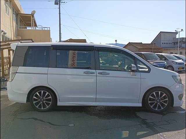 Step Wagon Spada 2WD