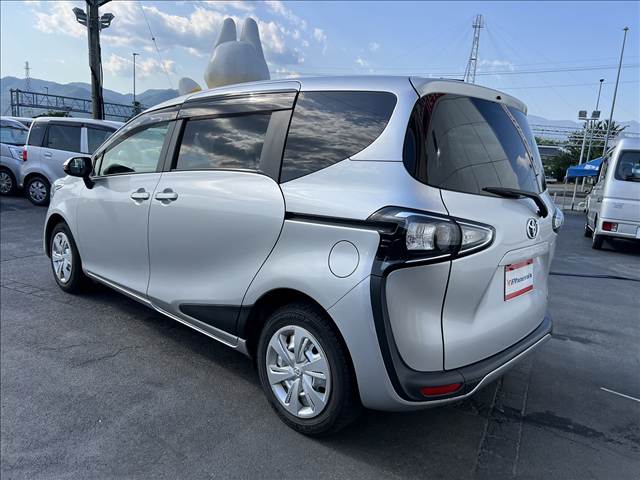Sienta Hybrid