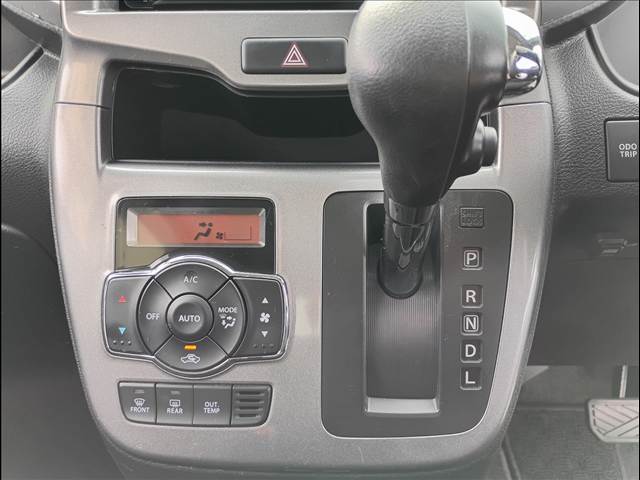Delica D2