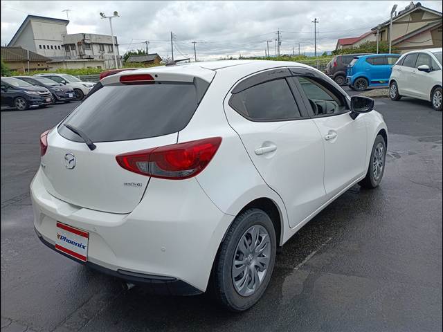 MAZDA2