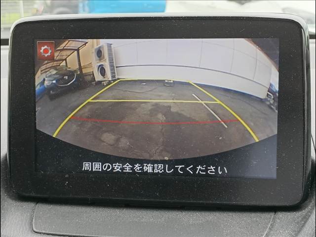 MAZDA2