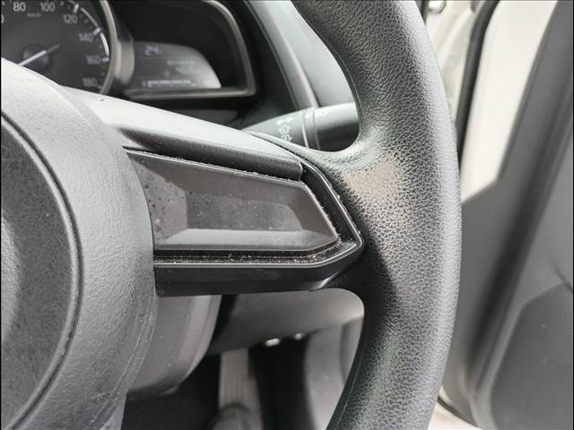 MAZDA2