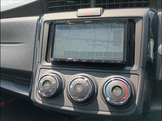 Corolla Axio
