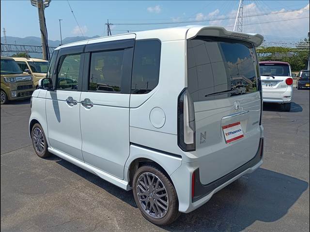 N-BOX
