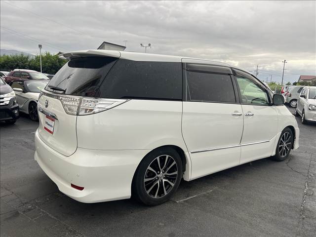 Estima Hybrid
