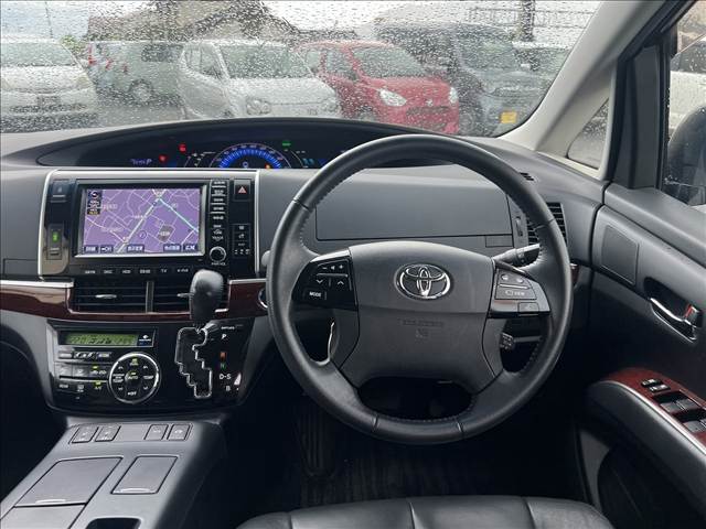 Estima Hybrid