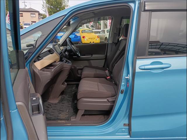 Freed 2WD