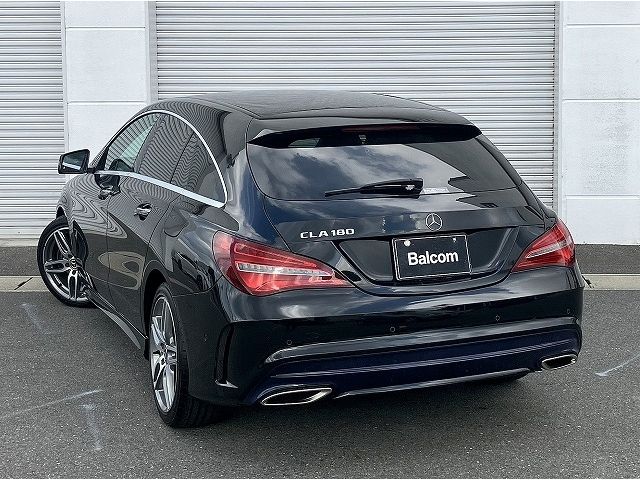 MERCEDES BENZ CLA Shooting Brake