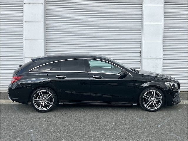 MERCEDES BENZ CLA Shooting Brake
