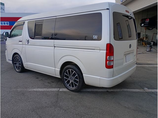 HIACE wagon