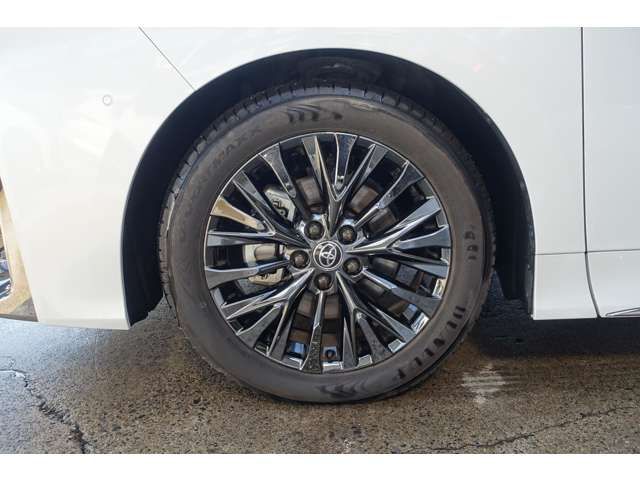 VELLFIRE HYBRID