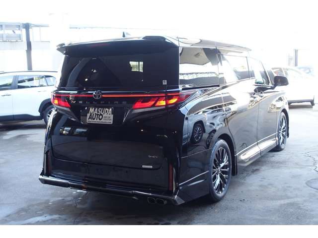 VELLFIRE  HYBRID