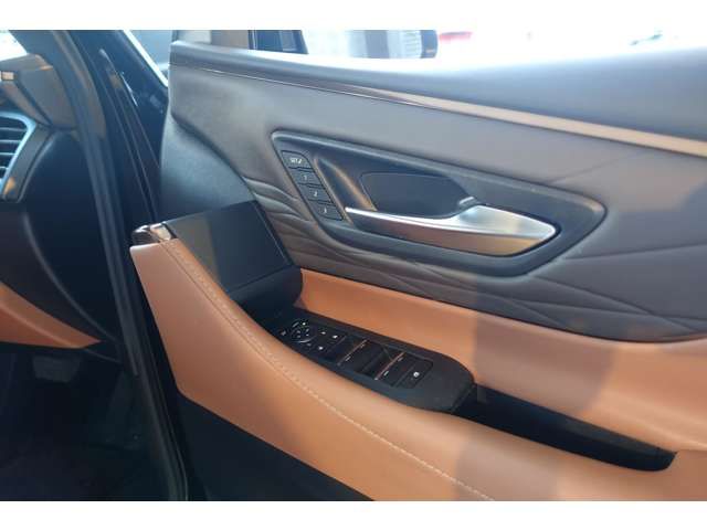 VELLFIRE  HYBRID