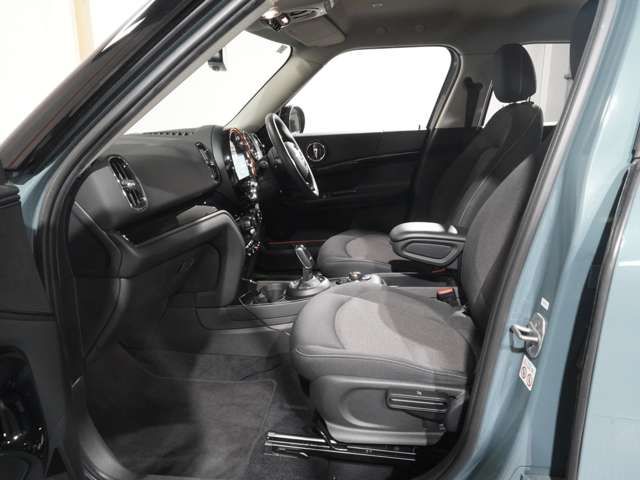 MINI COOPER D CROSSOVER