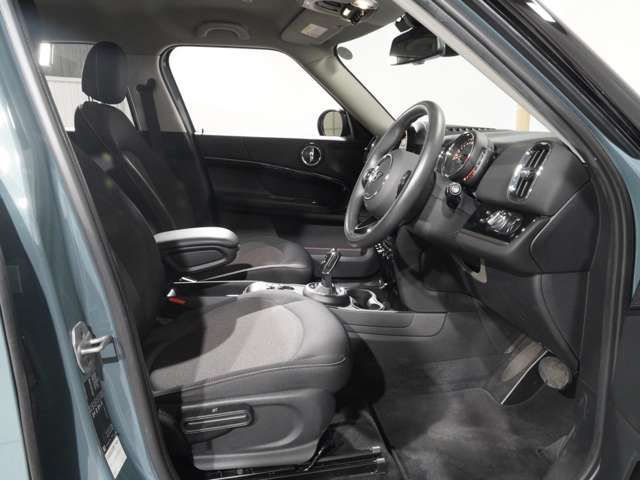 MINI COOPER D CROSSOVER