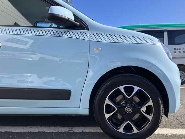 RENAULT TWINGO