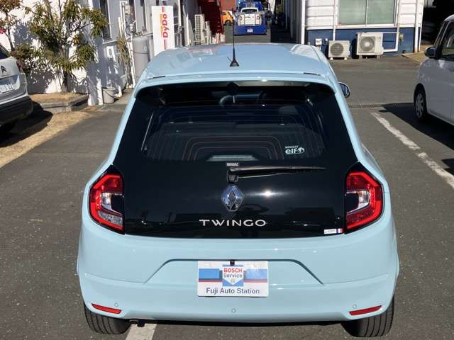 RENAULT TWINGO