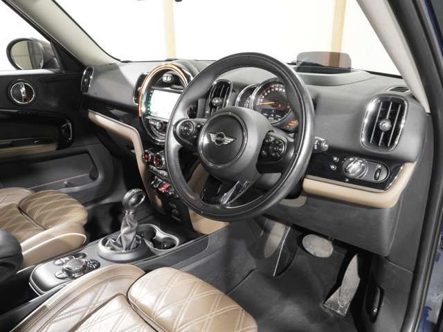 BMW MINI COOPER D CROSSOVER