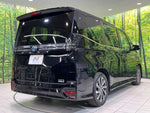 VOXY HYBRID
