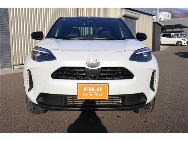 YARIS CROSS HYBRID