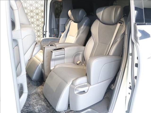 ALPHARD hybrid