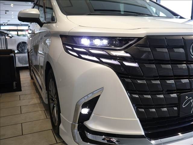 ALPHARD hybrid