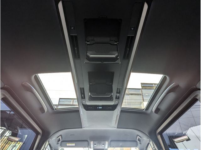ALPHARD hybrid 4WD
