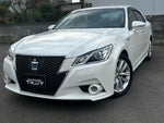 CROWN sedan hybrid