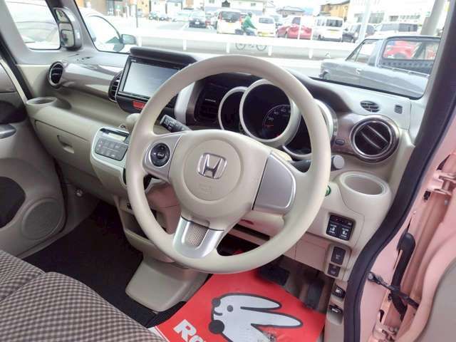 N BOX