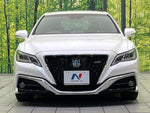 CROWN sedan hybrid
