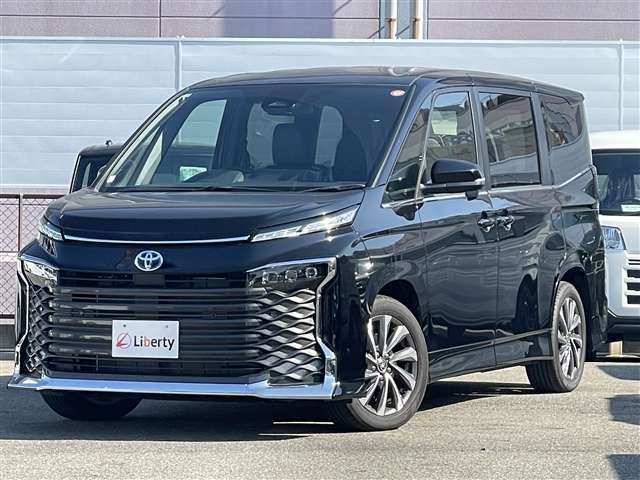 VOXY HYBRID
