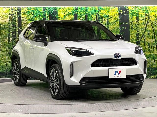 YARIS CROSS HYBRID