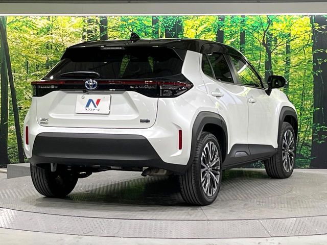 YARIS CROSS HYBRID