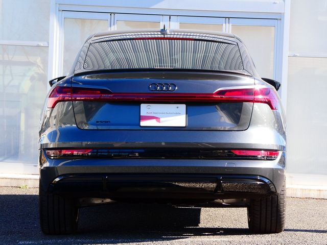 AUDI e-tron SPORTBACK