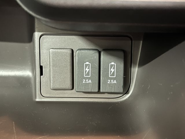 N BOX