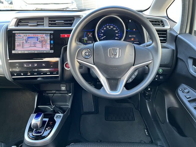 FIT HYBRID