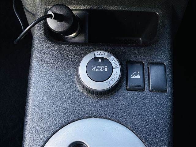 X-TRAIL 4WD